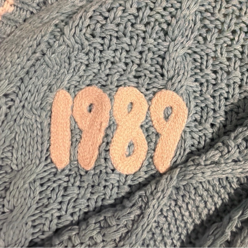 Taylor Swift Speak Now & 1989 Cardigan Bundle M/L — Authentic Merch - Picture 3 of 13